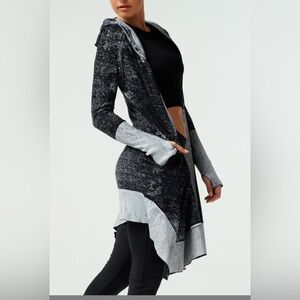 BLANC NOIR Huntress cardigan w/ thumb holes